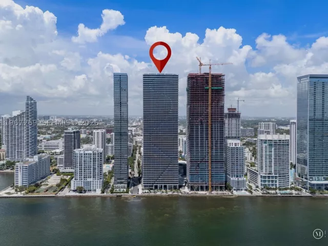 2-bedroom condo for sale in Miami - 700 NE 24th ST 1806 - MondialRealty