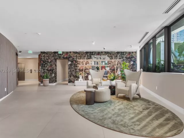 2-bedroom condo for sale in Miami - 700 NE 24th ST 1806 - MondialRealty