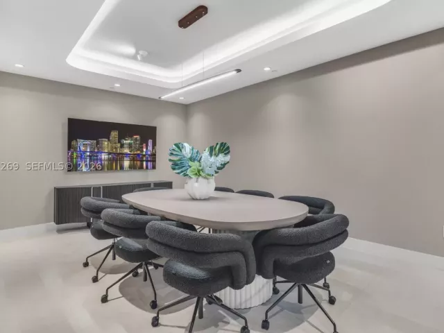 2-bedroom condo for sale in Miami - 700 NE 24th ST 1806 - MondialRealty