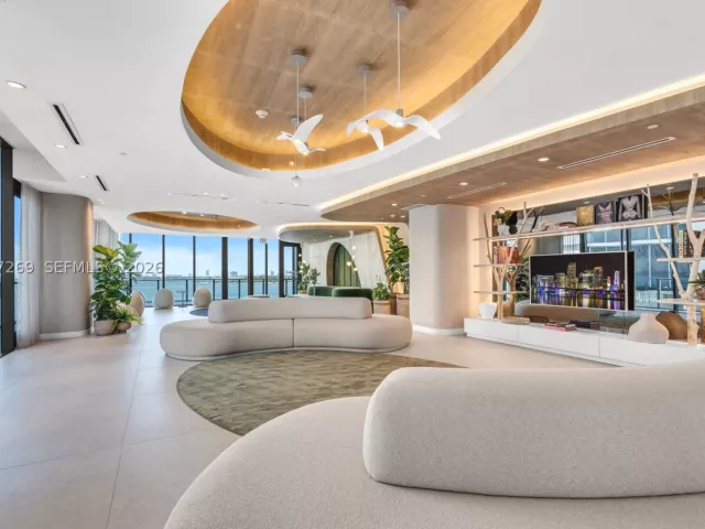 2-bedroom condo for sale in Miami - 700 NE 24th ST 1806 - MondialRealty