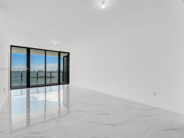 Apartment for sale  Unit #1806 - photo 7444592