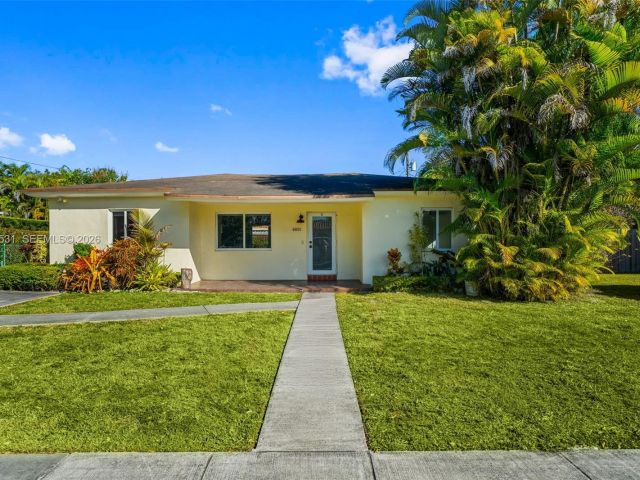 Home for rent at 6851 SW 48th Ter - photo 7442748