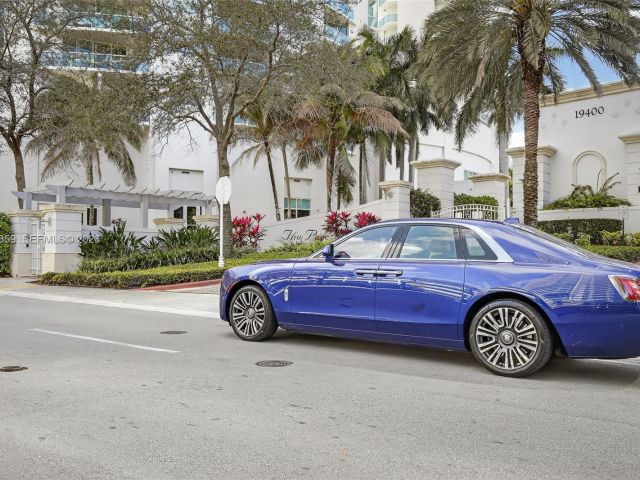 Apartment for sale  Unit #1012 - photo 7505373