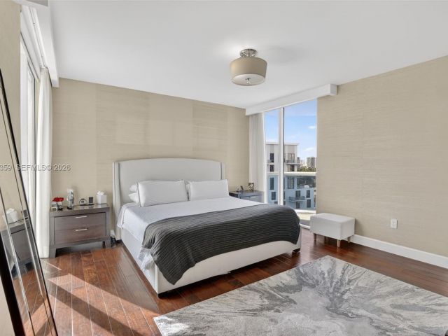 Apartment for sale  Unit #1012 - photo 7505386