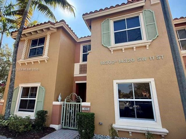 Home for rent at 14304 SW 11th St 1102 - photo 7442673