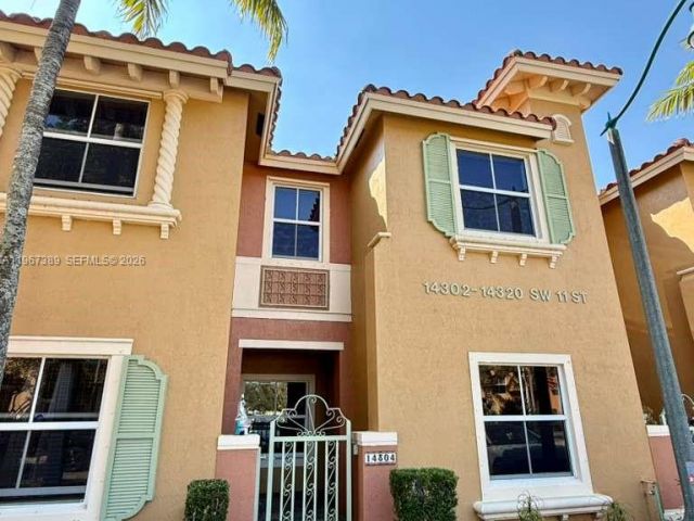 Home for rent at 14304 SW 11th St 1102 - photo 7442674