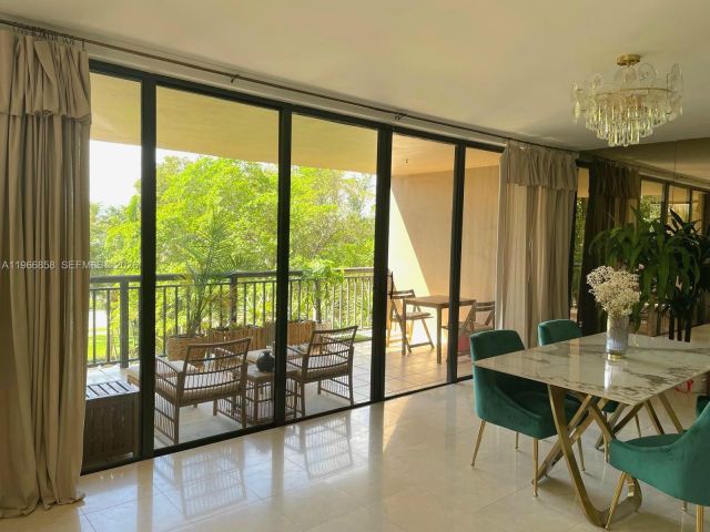 Apartment for rent  Unit #208 - photo 7507907