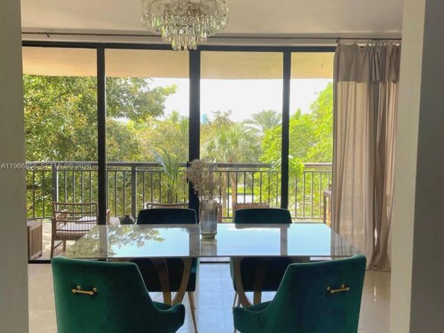 Apartment for rent  Unit #208 - photo 7507908