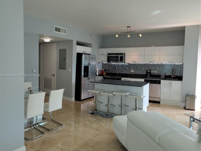 Apartment for sale  Unit #2714 - photo 7489359