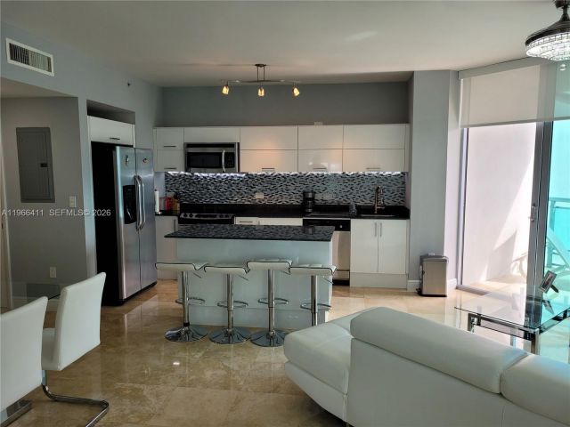 Apartment for sale  Unit #2714 - photo 7489362