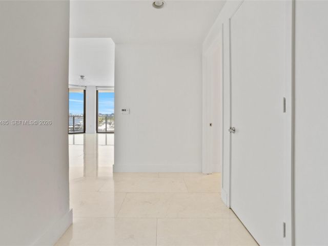 Apartment for sale  Unit #305 - photo 7445951