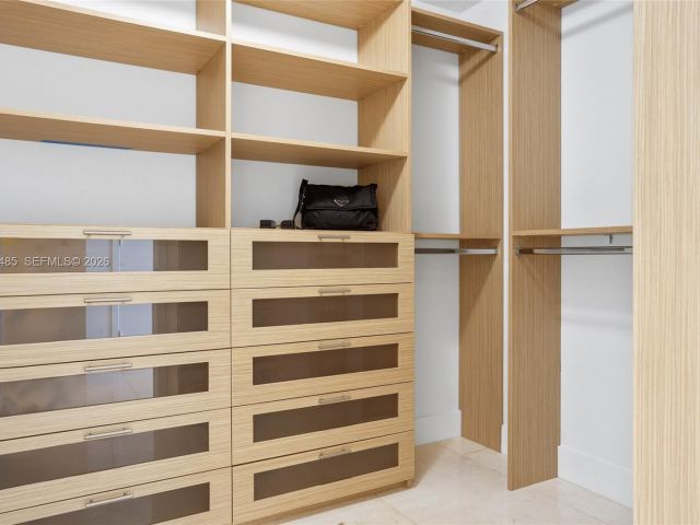 Apartment for sale  Unit #305 - photo 7445965