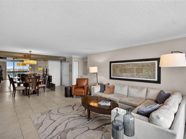 Apartment for sale  Unit #2202 - photo 7515787