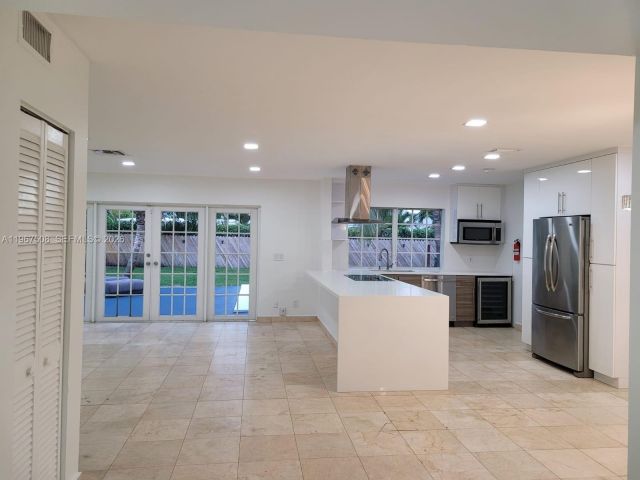 Home for rent at 2040 NE 197th Ter - photo 7443411