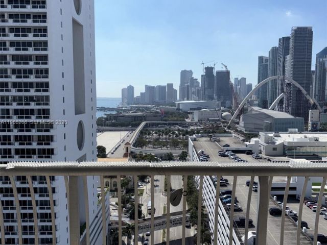 Apartment for rent  Unit #2208 - photo 7444748