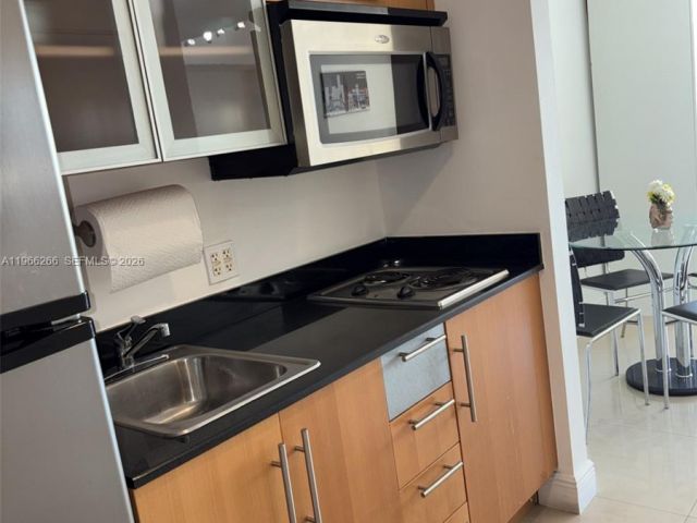 Apartment for rent  Unit #2208 - photo 7444751