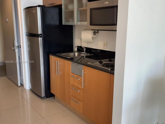 Apartment for rent  Unit #2208 - photo 7444752