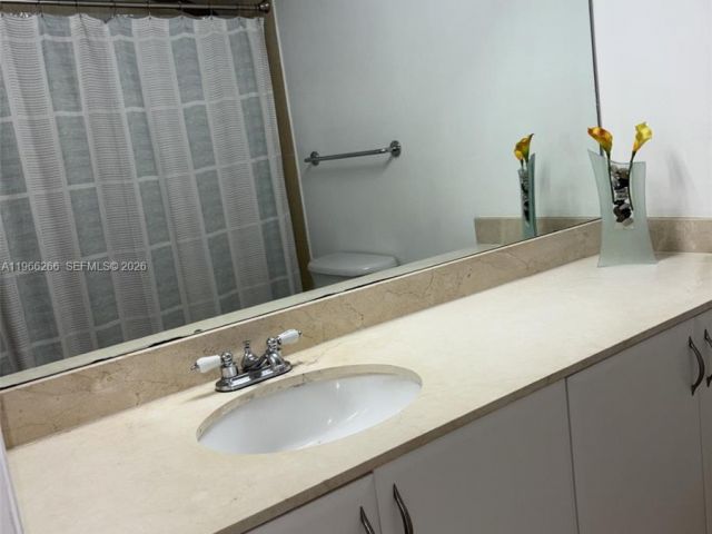 Apartment for rent  Unit #2208 - photo 7444763