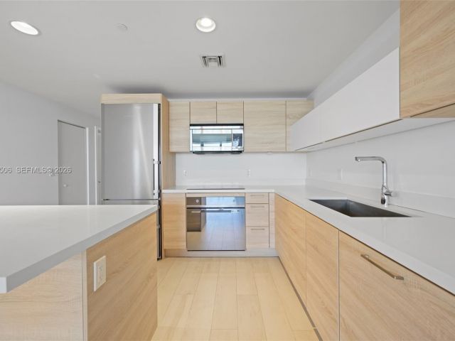 Apartment for rent  Unit #3020 - photo 7443650