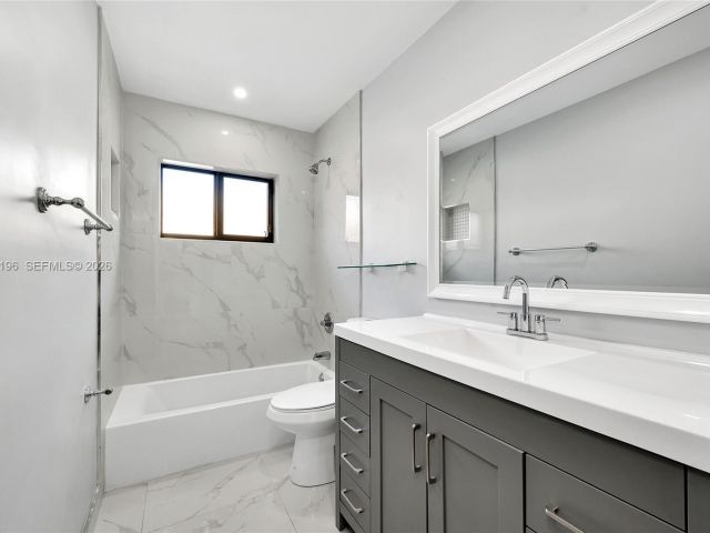 Home for sale at 2221 Charleston St - photo 7443774