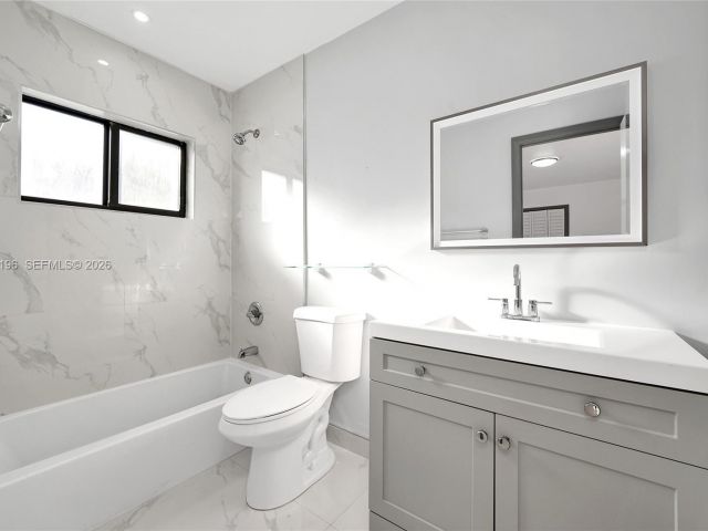 Home for sale at 2221 Charleston St - photo 7443775