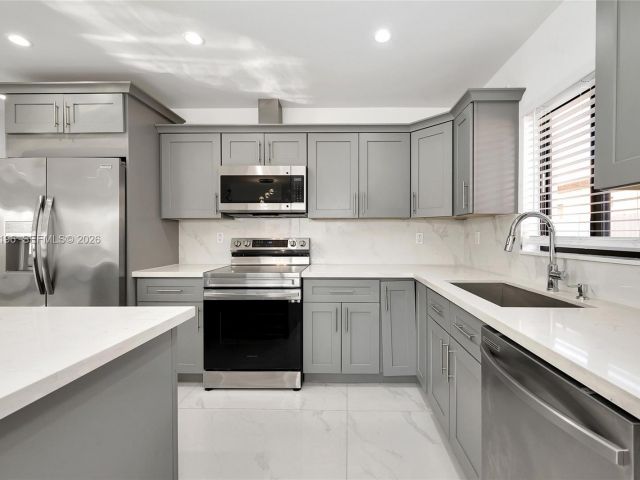 Home for sale at 2221 Charleston St - photo 7443779