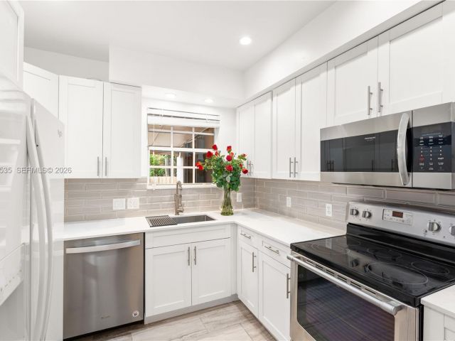 3-bedroom home for sale in Miami - 4487 SW 15th Ter - MondialRealty