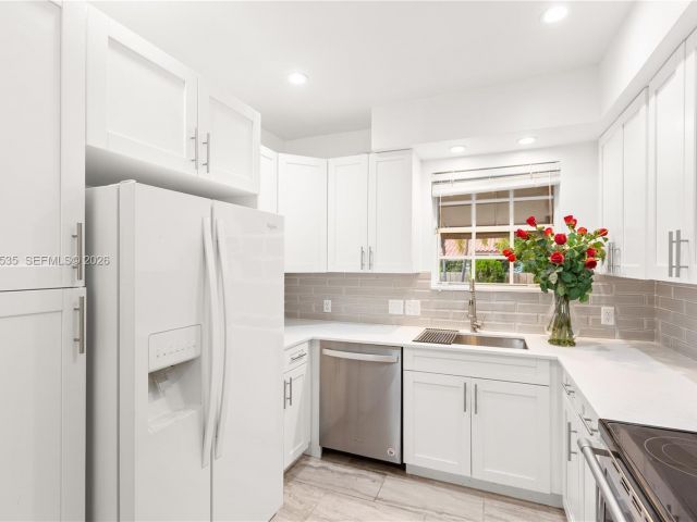 3-bedroom home for sale in Miami - 4487 SW 15th Ter - MondialRealty