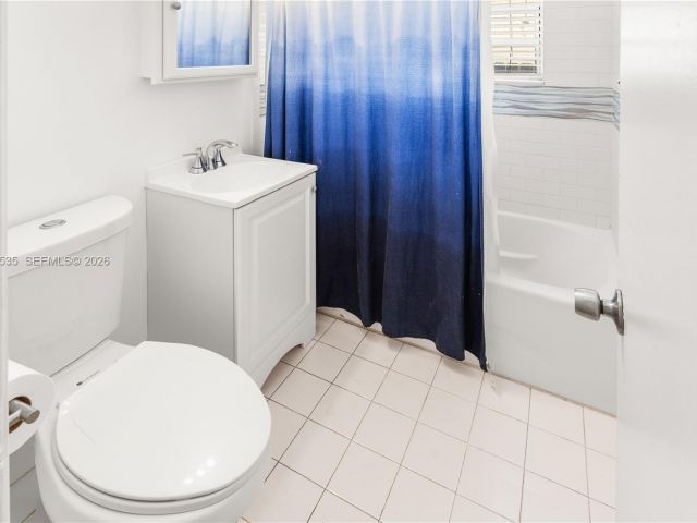 3-bedroom home for sale in Miami - 4487 SW 15th Ter - MondialRealty