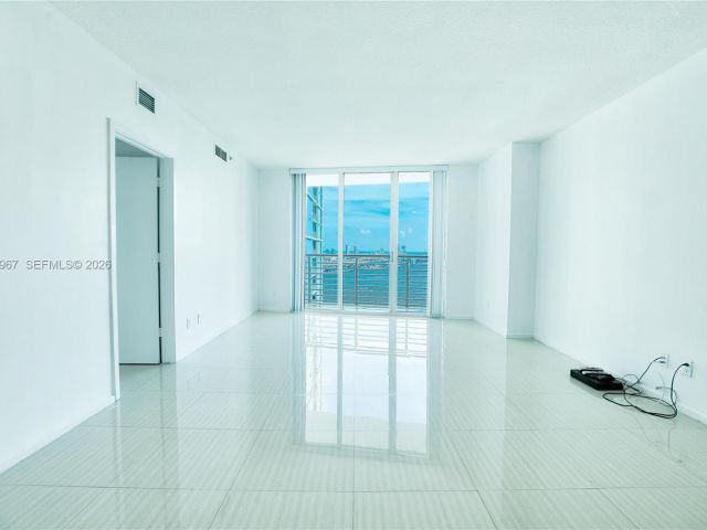 Apartment for rent  Unit #2726 - photo 7447515