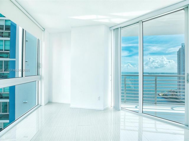 Apartment for rent  Unit #2726 - photo 7447522