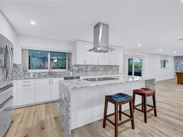 Home for sale at 3211 Calle Largo Dr - photo 7445754