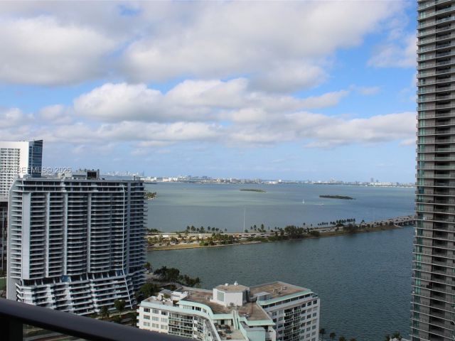 Apartment for sale  Unit #2705 - photo 7447881