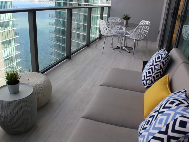 Apartment for sale  Unit #2705 - photo 7447883