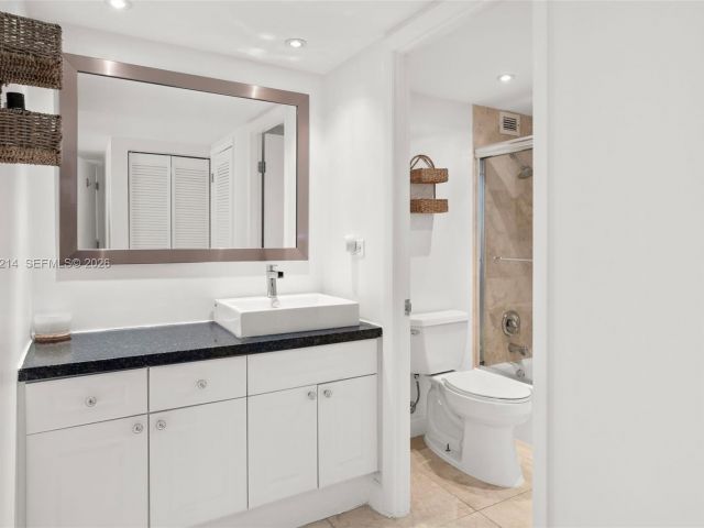 Apartment for sale  Unit #908 - photo 7446724