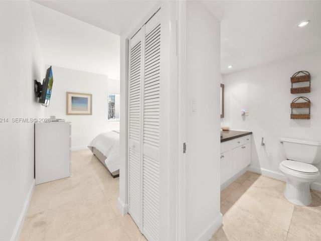 Apartment for sale  Unit #908 - photo 7446725