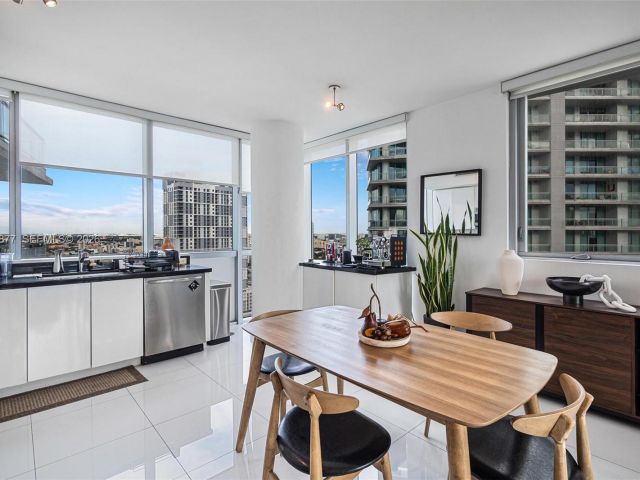 Apartment for rent  Unit #2710 - photo 7447496