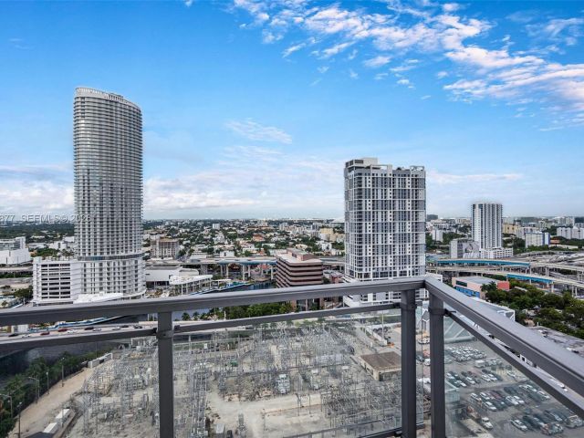 Apartment for rent  Unit #2710 - photo 7447506