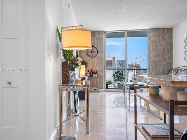 Apartment for rent  Unit #3407 - photo 7446842