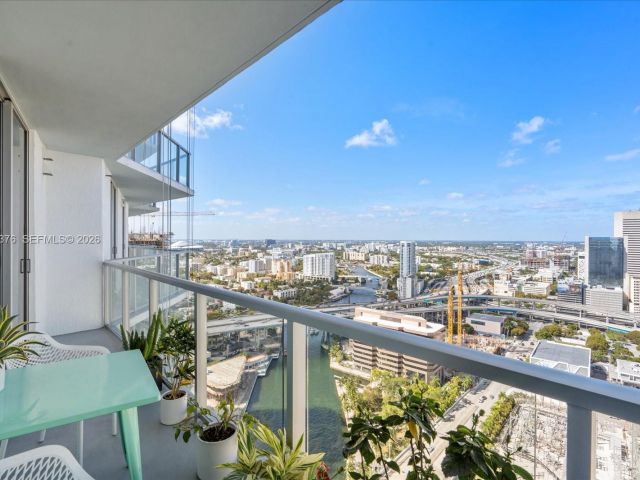 Apartment for rent  Unit #3407 - photo 7446875