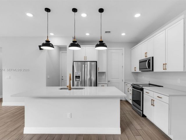 Home for rent at 1595 Evergreen Ter - photo 7473894