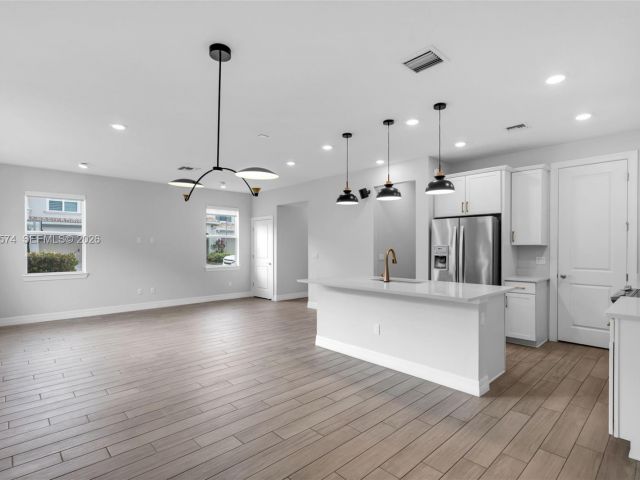 Home for rent at 1595 Evergreen Ter - photo 7473895