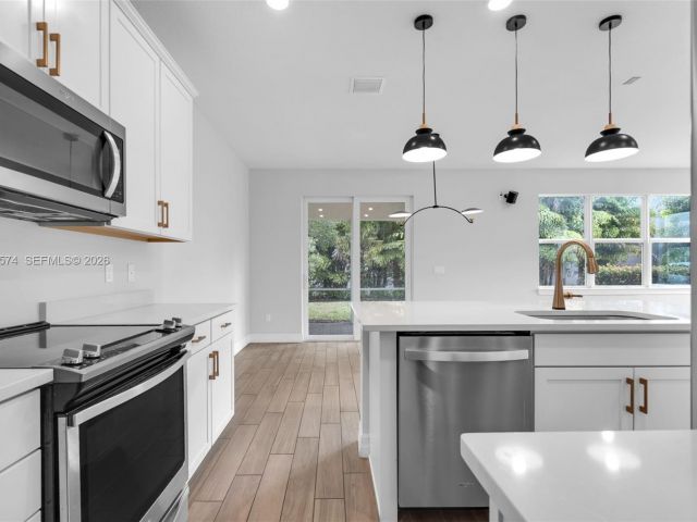 Home for rent at 1595 Evergreen Ter - photo 7473897