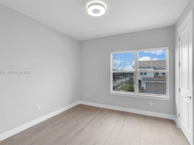 Home for rent at 1595 Evergreen Ter - photo 7473905