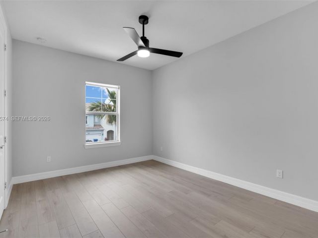 Home for rent at 1595 Evergreen Ter - photo 7473908