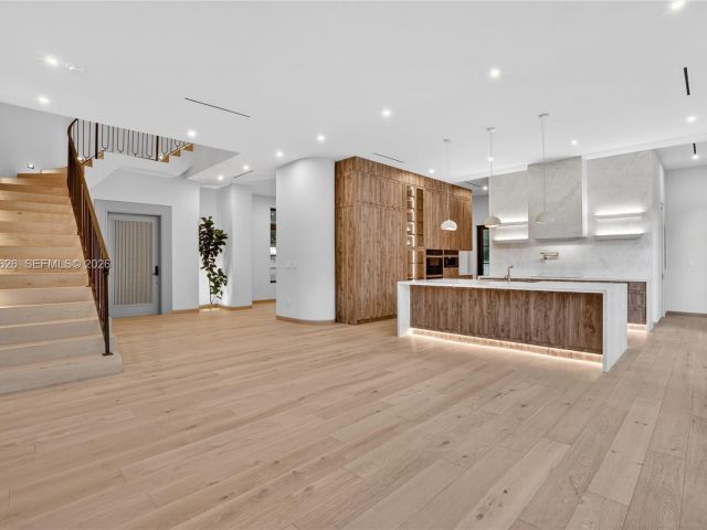 Home for sale at 1514 Consolata Ave - photo 7471288