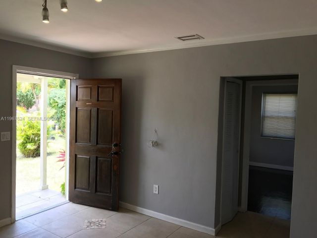 Home for sale at 320 NW 132nd St - photo 7475022