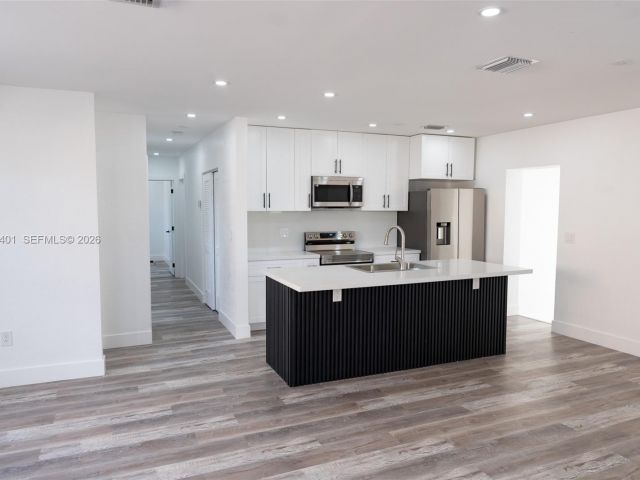 Home for rent at 2600 NW 108th St - photo 7445631