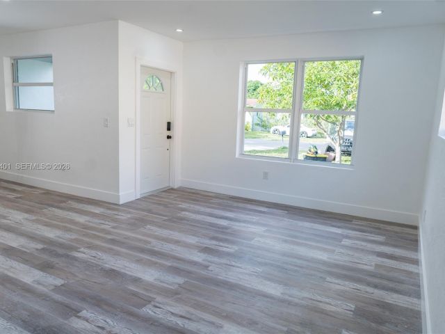 Home for rent at 2600 NW 108th St - photo 7445632