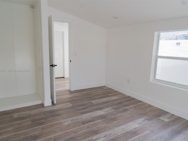 Home for rent at 2600 NW 108th St - photo 7445637